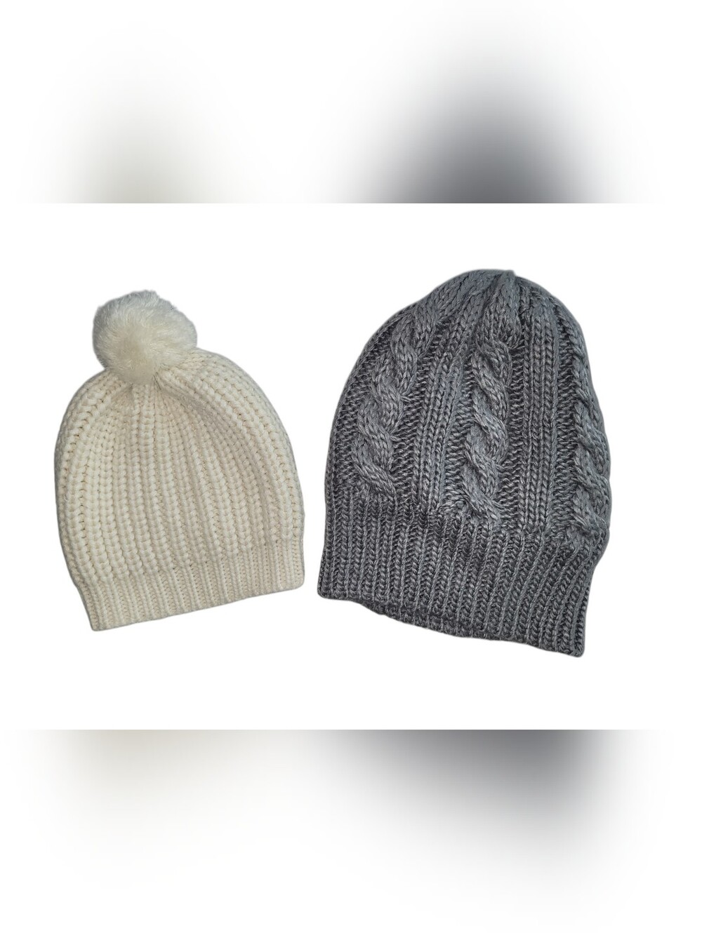 2 Women's Winter Beanies